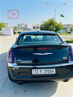 کرایسلەر 300